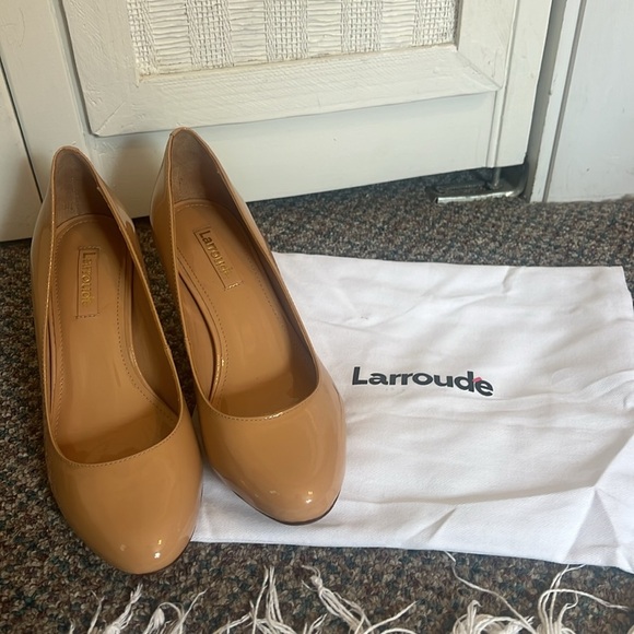 LARROUDE Patent Leather Michelle Lo stiletto Pumps shoes 6.5M - Picture 4 of 9